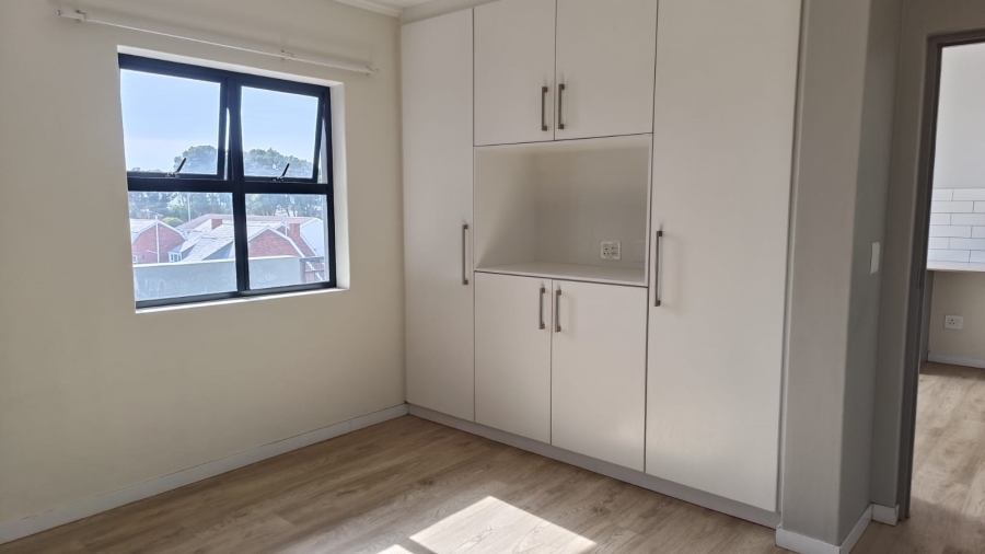 1 Bedroom Property for Sale in Table View Western Cape